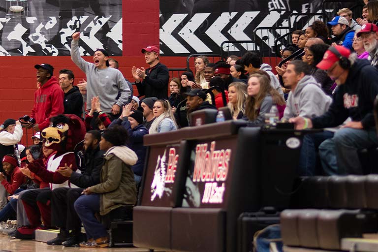 IU East students cheer on the Red Wolves